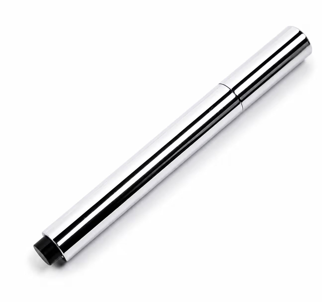 Japanese lip plumper pen